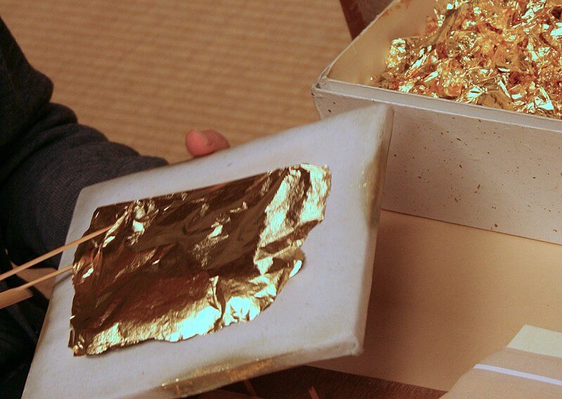 ¿Qué hace que el oro sea maleable?